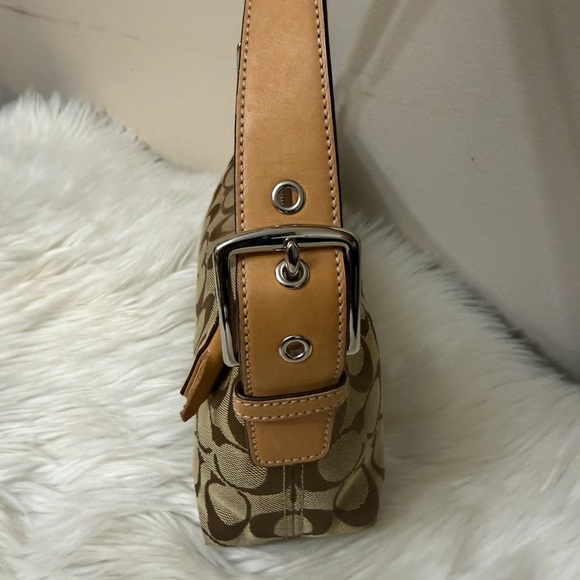 Coach Tan Leather Men's Bag - Picture 9 of 11